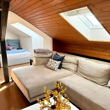 Zentrale Dachgeschosswohnung Mit Gemuetlichem Charme Herten (North Rhine-Westphalia)